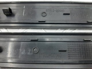 Накладка на порог, ориг. номер 6791405060, Toyota Avensis 2008-2011