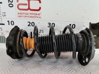 Стойка передняя правая, ориг. номер 5C0413031AQ, Volkswagen Jetta 2010-2014