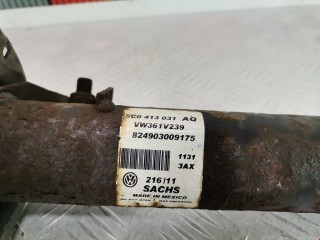 Стойка передняя правая, ориг. номер 5C0413031AQ, Volkswagen Jetta 2010-2014