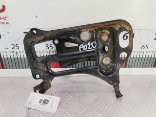 Полка аккумулятора, ориг. номер 7441005030, Toyota Avensis 2008-2011