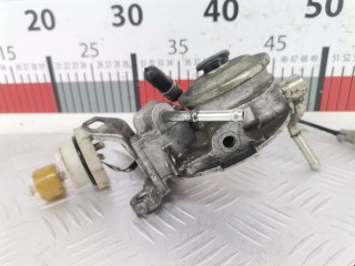 Корпус топливного фильтра, ориг. номер 233800R051, 233000R070, Toyota Avensis 2008-2011