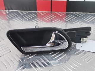 Ручка внутренняя передняя правая Volkswagen Golf 1997-2006