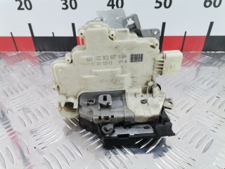 Замок двери передней правой, ориг. номер 3C2837016A, Volkswagen Passat 2011-2015