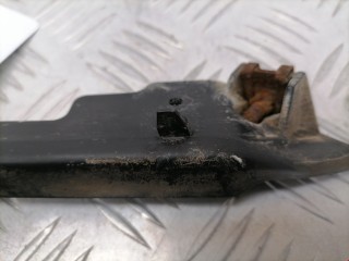 Кронштейн крепления бампера переднего, ориг. номер 90559499, Opel Astra 1994-2002