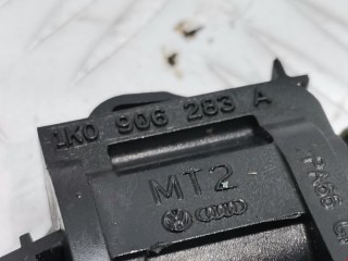 Клапан воздушный, ориг. номер 1K0906283A, Volkswagen Passat 2011-2015