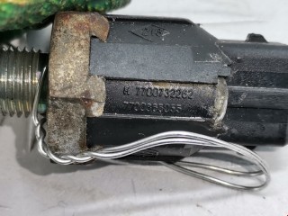 Датчик детонации, ориг. номер 8200680689, 7700732262, Renault Clio 1998-2002