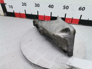 Кронштейн двигателя, ориг. номер 8D0199307P, 8D0199305A, Volkswagen Passat 1996-2001