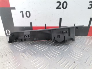 Кнопка стеклоподъемника, ориг. номер 13301886, Opel Zafira 2011-2016