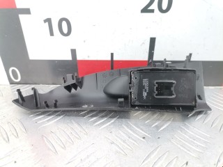 Кнопка стеклоподъемника, ориг. номер 13301886, Opel Zafira 2011-2016