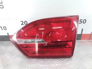Фонарь крышки багажника правый Volkswagen Jetta 2010-2014