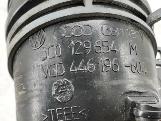 Патрубок воздушного фильтра, ориг. номер 3C0129654M, Volkswagen Touran 2010-2015
