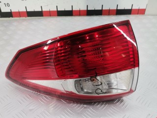Фонарь задний правый Ford C-Max 2010-2015