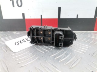 Кнопка стеклоподъемника, ориг. номер 84810B1010, Daihatsu Sirion 2 2005-2007