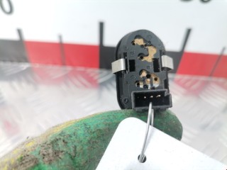 Кнопка стеклоподъемника, ориг. номер 13363100, 9100299, Opel Zafira 1999-2003