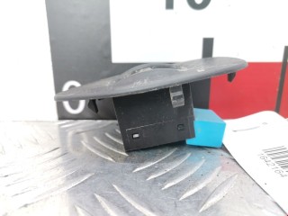 Кнопка стеклоподъемника, ориг. номер 83081AC020, S73501320, Subaru Legacy 1993-1998
