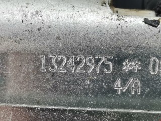 Ограничитель открывания двери передней, ориг. номер 13242975, Opel Corsa 2006-2011