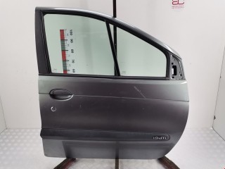 Дверь передняя правая Renault Scenic 1999-2003