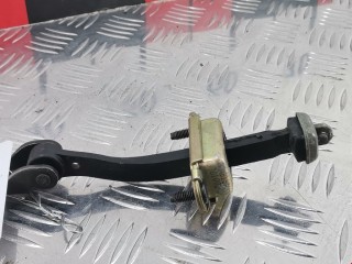 Ограничитель открывания двери передней, ориг. номер XS4AA23500BA, Ford Focus 2001-2005