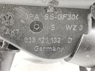Фланец (тройник) системы охлаждения, ориг. номер 038121132D, 045121121A, Audi A4 2004-2009