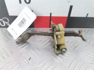 Ограничитель открывания двери задней, ориг. номер 8200385349, Renault Laguna 1998-2001