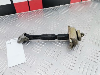 Ограничитель открывания двери передней Mitsubishi Space Star 2002-2005