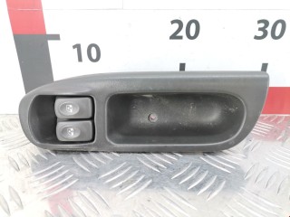 Блок управления стеклоподъемниками Renault Scenic 1999-2003
