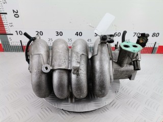 Коллектор впускной, ориг. номер 9129034, 9129033, Volvo S40 1995-2000