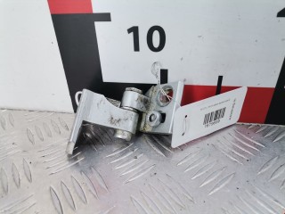 Петля двери задней правой Volkswagen Golf 2003-2009