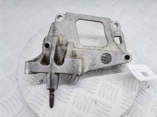 Кронштейн двигателя Nissan X-Trail 2000-2004