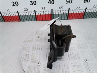 Подушка крепления двигателя, ориг. номер 41022FA000, Subaru Legacy 1993-1998