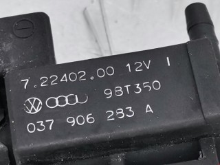 Клапан воздушный, ориг. номер 037906283A, 72240200, Volkswagen Passat 1996-2001