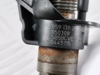 Форсунка, ориг. номер 0445115037, 059130277BD, Audi A4 2000-2006