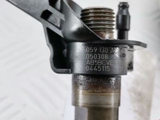 Форсунка, ориг. номер 0445115037, 059130277BD, Audi A4 2000-2006