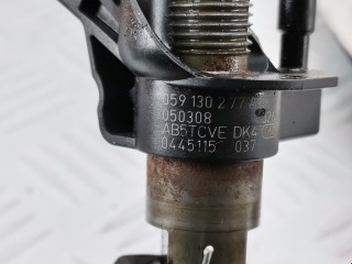 Форсунка, ориг. номер 0445115037, 059130277BD, Audi A4 2000-2006
