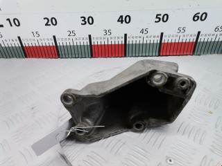 Кронштейн двигателя, ориг. номер 8D0199307L, 8D0199305, Volkswagen Passat 1996-2001
