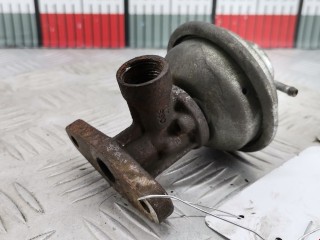 Клапан ЕГР EGR Volkswagen Polo 1994-1999