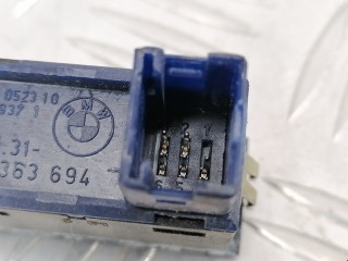 Кнопка антипробуксовочной системы (ABS/ESP), ориг. номер 61318363694, 03052310, BMW 7 E38 1994-1998