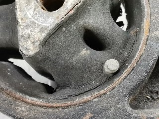 Подушка крепления двигателя, ориг. номер 52059253AC, Jeep Liberty 2001-2004