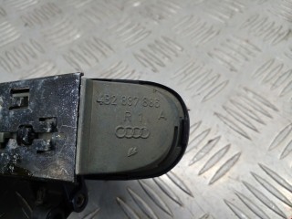 Ручка двери наружная задняя правая, ориг. номер 4B0839208, Audi A6 1994-1997