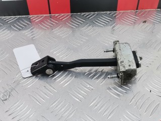 Ограничитель открывания двери передней Ford Focus 2004-2008