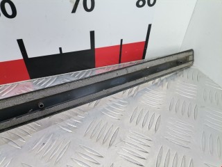 Молдинг двери передней правой, ориг. номер 8E0853954, Audi A4 1999-2001