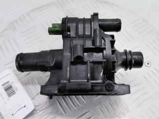 Корпус термостата Ford Focus 2004-2008