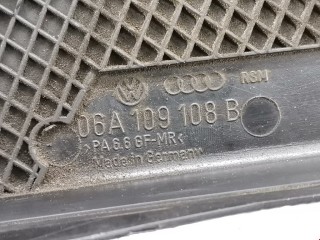 Защита (кожух) ремня ГРМ, ориг. номер 06A109108B, 06A109108S, Audi A4 1994-1999