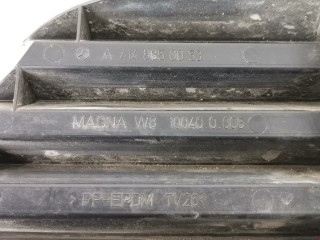 Заглушка (решетка) в бампер, ориг. номер A4148850053, Mercedes Vaneo 2001-2005