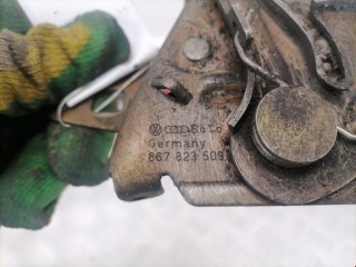 Замок капота, ориг. номер 867823509, 3A0823509, Volkswagen Passat 1988-1997