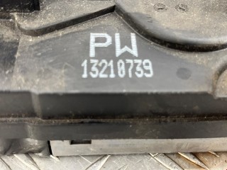 Замок двери задней правой, ориг. номер 13210739, Opel Zafira 2003-2006