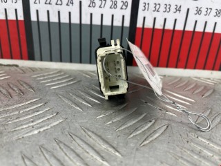 Кнопка стеклоподъемника, ориг. номер 8200060046, Renault Laguna 1998-2001
