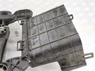Полка аккумулятора, ориг. номер 1K0915333C, 1K0915333H, Volkswagen Golf 1997-2006