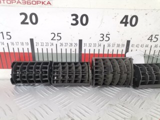 Дефлектор обдува салона, ориг. номер 893820957, Audi 80 1986-1992