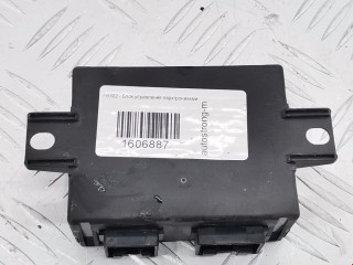 Блок управления парктрониками Audi A6 1997-2001